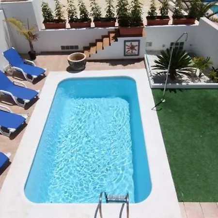 Playa Blanca Sleeps 6 Pool Wifi Appartement