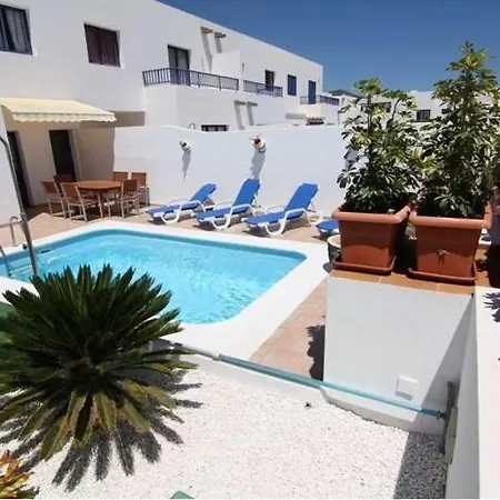 Playa Blanca Sleeps 6 Pool Wifi